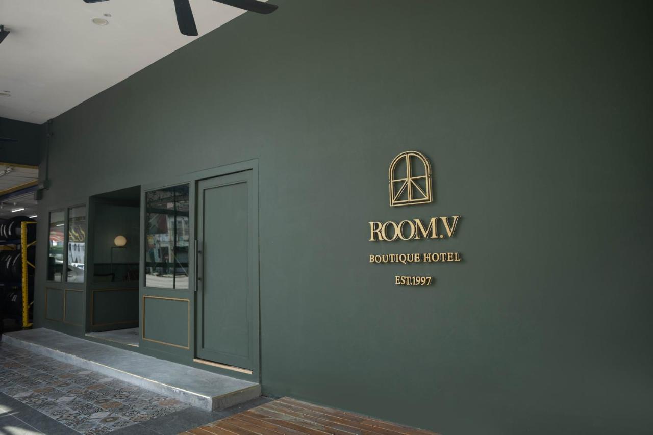Room V Jalan Sultanah Near Bus Stop Batu Pahat Zewnętrze zdjęcie