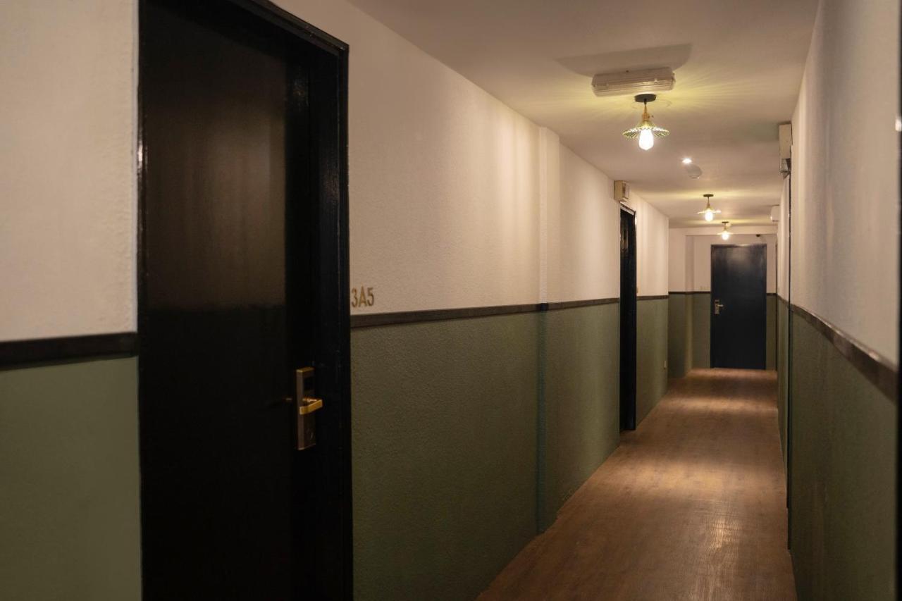 Room V Jalan Sultanah Near Bus Stop Batu Pahat Zewnętrze zdjęcie