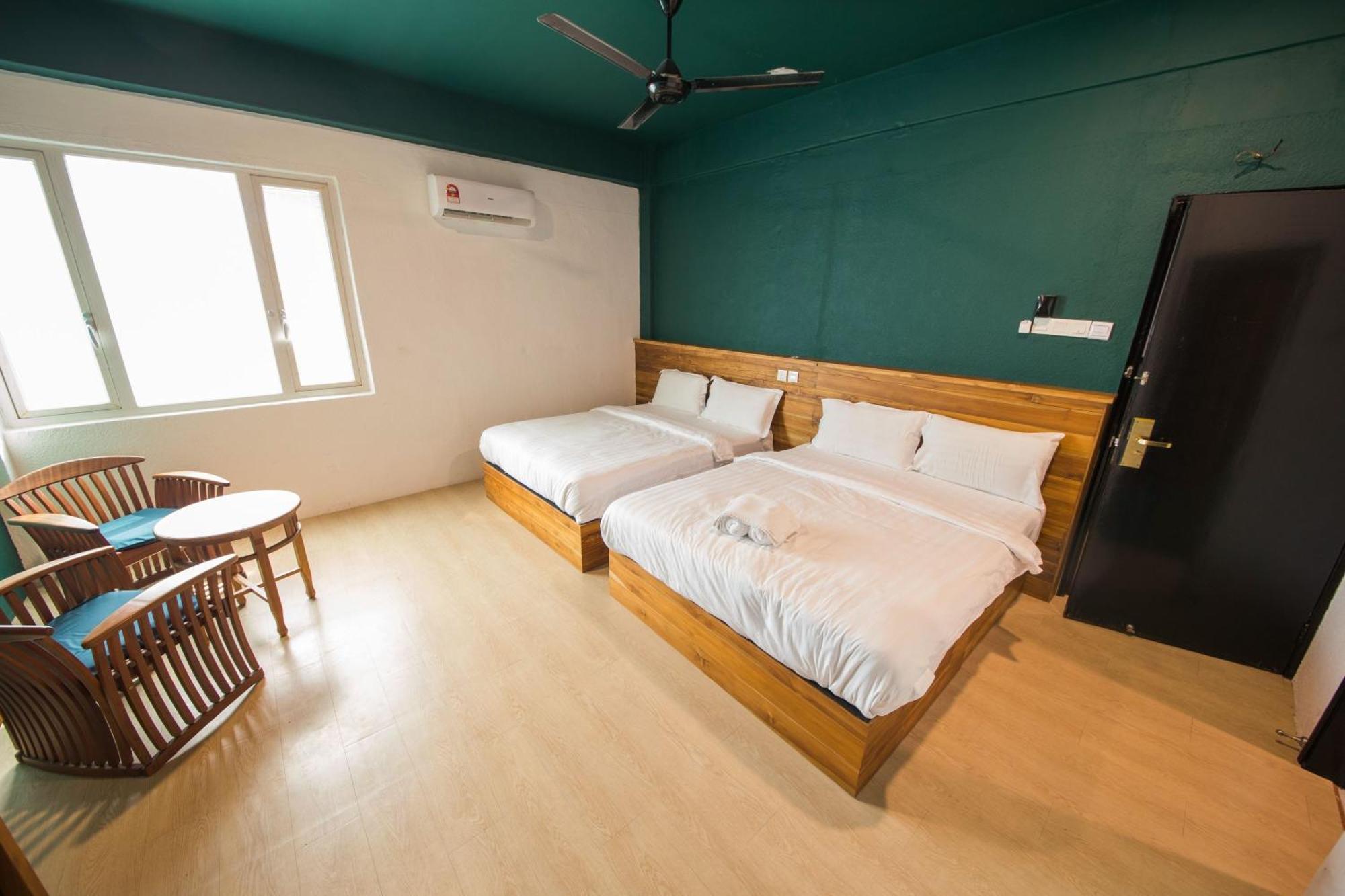 Room V Jalan Sultanah Near Bus Stop Batu Pahat Zewnętrze zdjęcie
