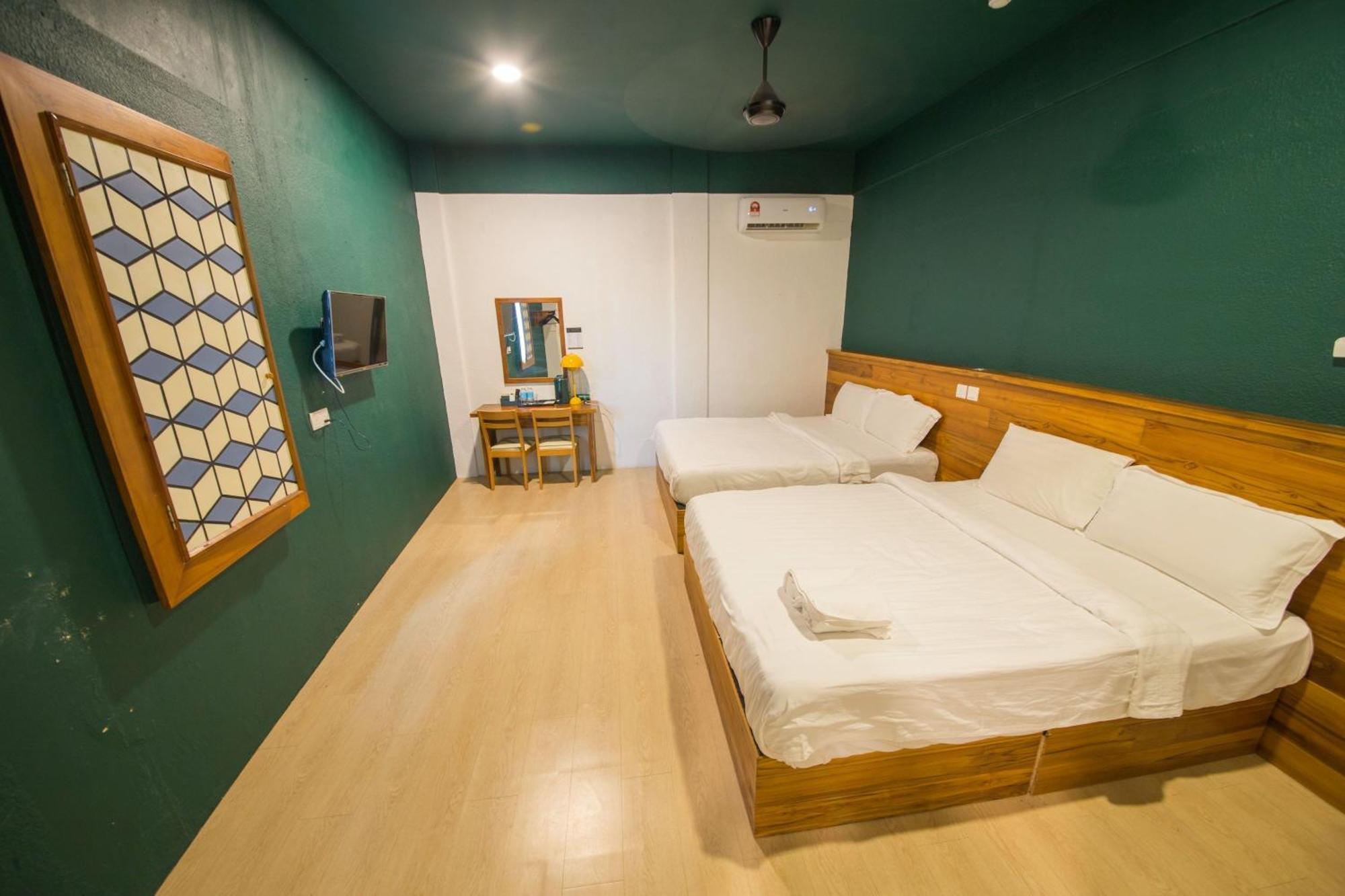 Room V Jalan Sultanah Near Bus Stop Batu Pahat Zewnętrze zdjęcie